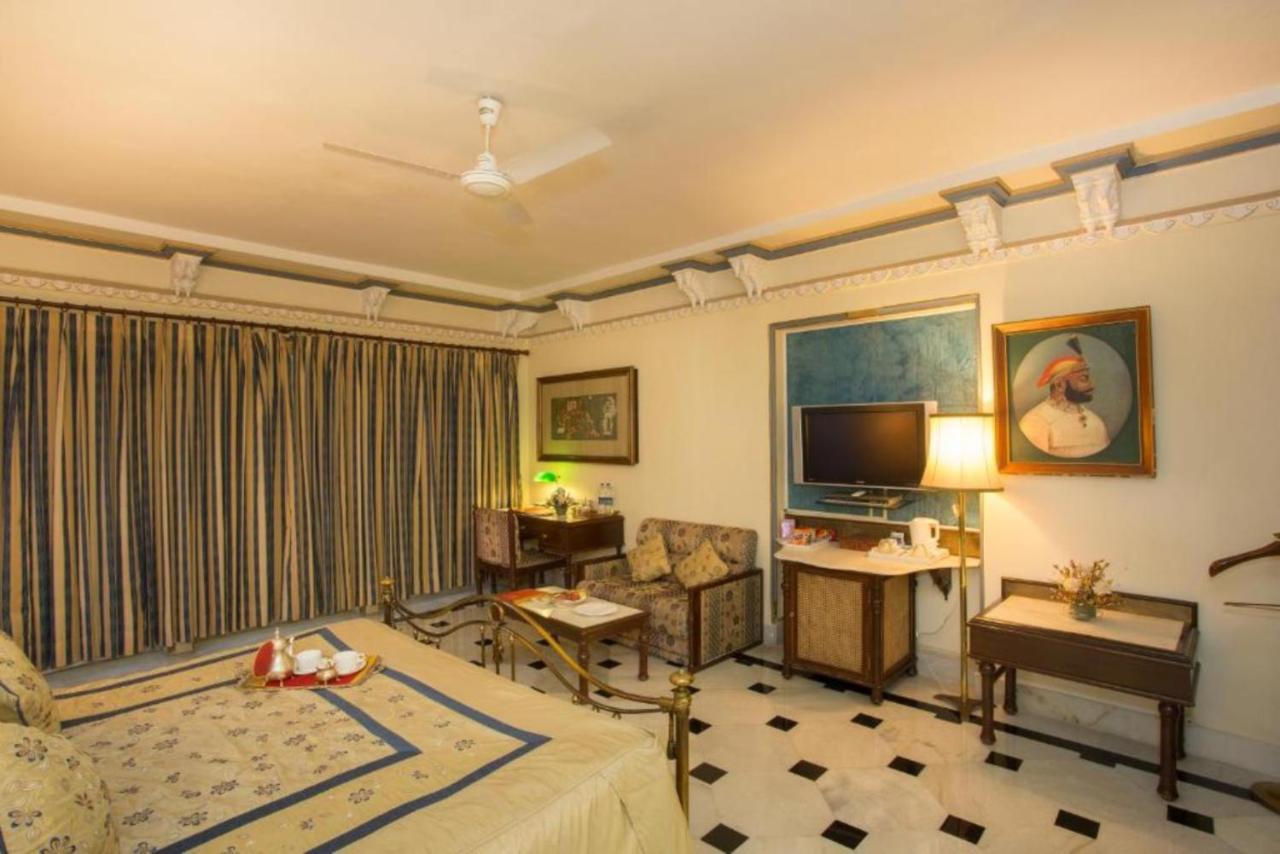 Shiv Niwas Palace By Hrh Group Of Hotels Udaipur Exterior foto