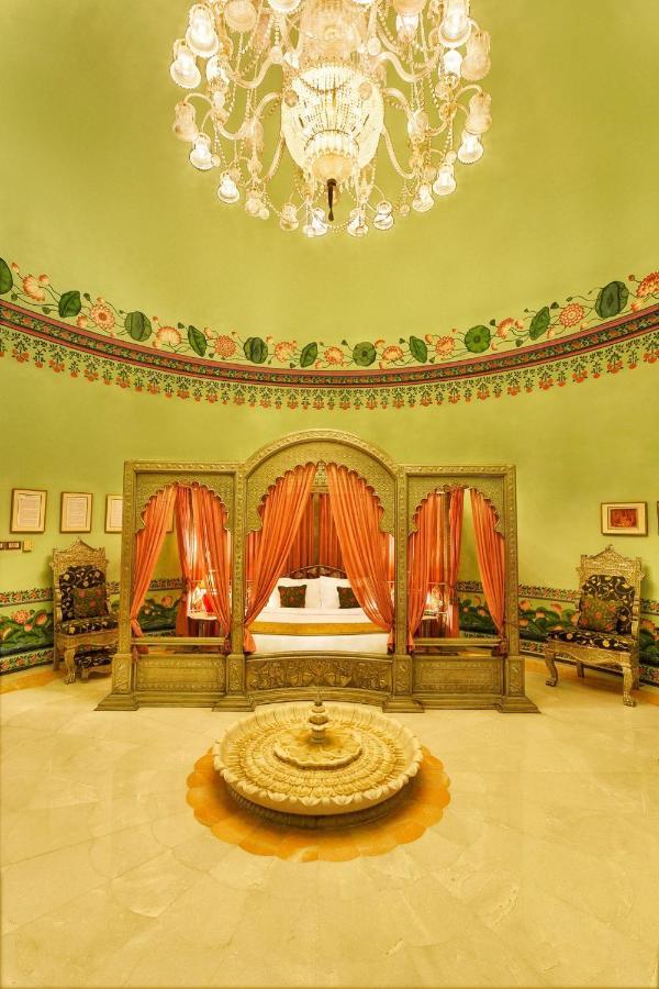 Shiv Niwas Palace By Hrh Group Of Hotels Udaipur Exterior foto