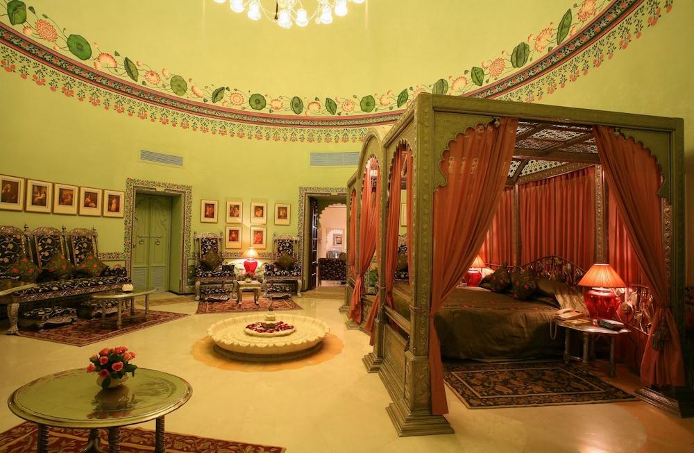 Shiv Niwas Palace By Hrh Group Of Hotels Udaipur Exterior foto