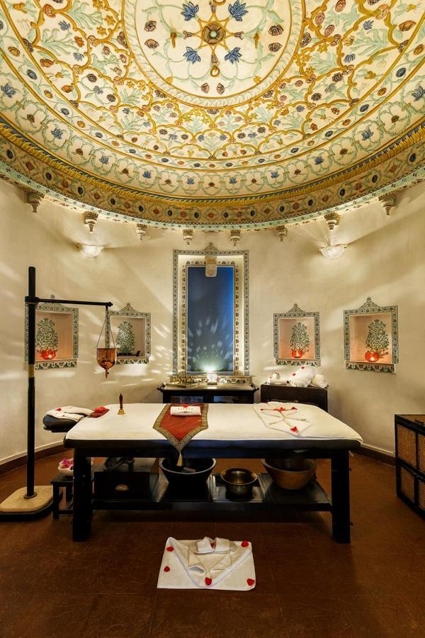 Shiv Niwas Palace By Hrh Group Of Hotels Udaipur Exterior foto