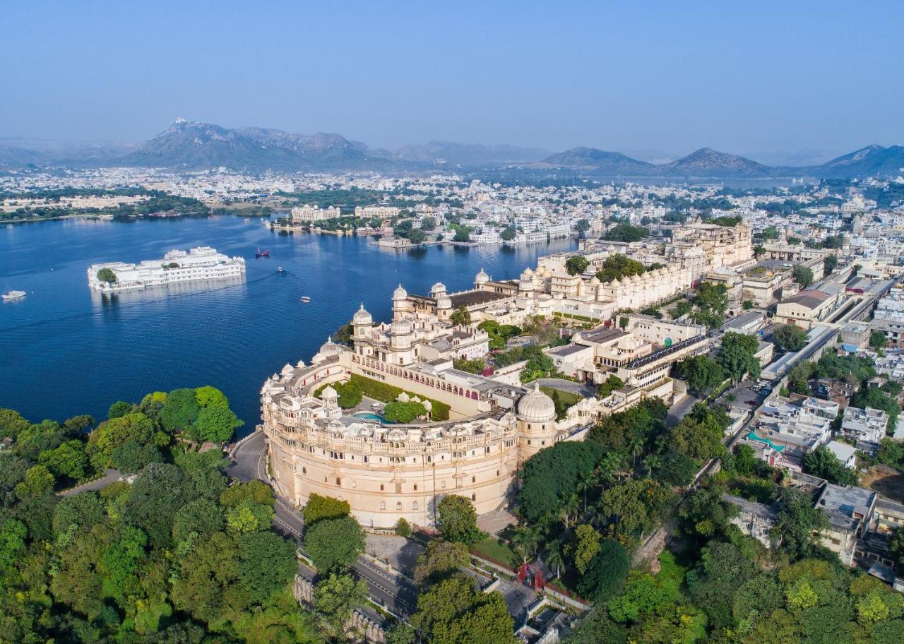Shiv Niwas Palace By Hrh Group Of Hotels Udaipur Exterior foto